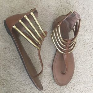 Jessica Simpson thong sandals
